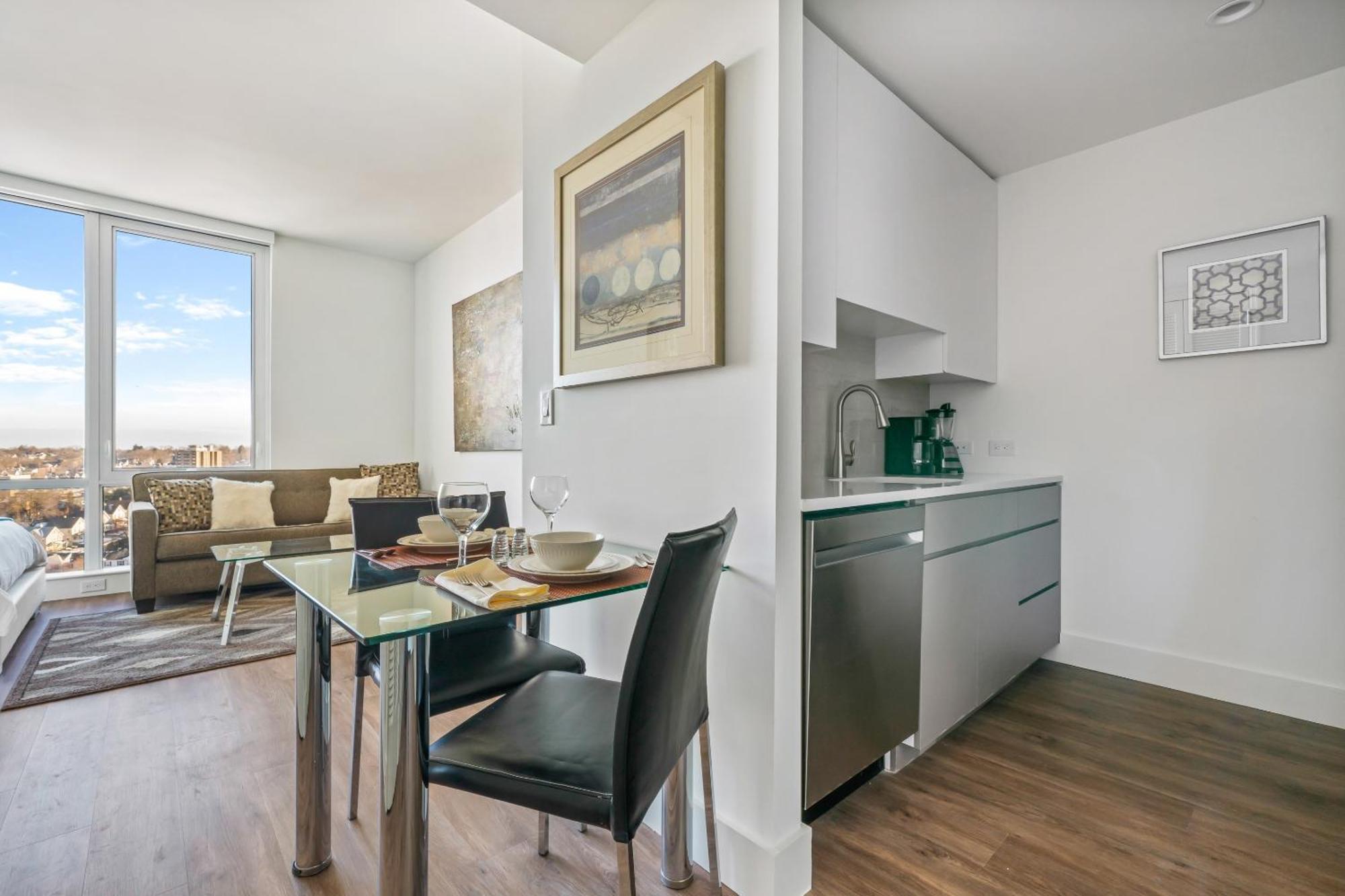 Global Luxury Downtown White Plains